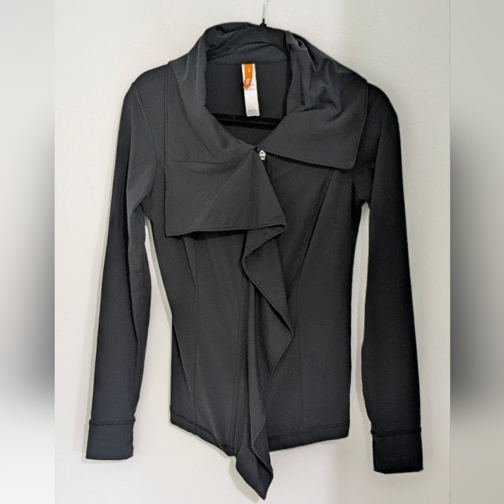 LUCY Sweatshirt Jacket Asymmetrical Ruffle Zip Front Black SIZE XS athletic EUC